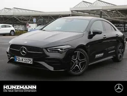 Kosmosschwarz metallic Gebraucht 2025 Mercedes CLA200 AMG Coupé | 38.780 € (Guter Preis)