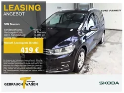 Schwarz Gebraucht 2023 VW Touran Move Van / Kleinbus | 35.490 € (Fairer Preis)