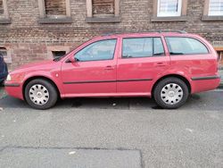 Rot Gebraucht 2006 Skoda Octavia Tour Kombi | 1.200 € (Fairer Preis)