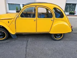 Gelb Gebraucht 1990 Citroën 2CV Kleinwagen | 8.000 €