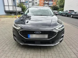 Schwarz Gebraucht 2023 Ford Focus Kombi | 18.950 € (Superpreis)
