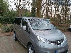 Grau Gebraucht 2012 Nissan Evalia Tekna Van / Kleinbus | 5.400 € (Fairer Preis)