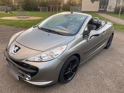 Grau Gebraucht 2008 Peugeot 207 CC Cabrio | 3.499 € (Fairer Preis)