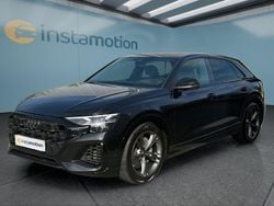 Schwarz Gebraucht 2024 Audi Q8 SUV | 74.549 € (Fairer Preis)