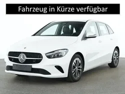 Weiß unilack polarweiß Gebraucht 2024 Mercedes B180 Advanced Van / Kleinbus | 29.900 € (Guter Preis)