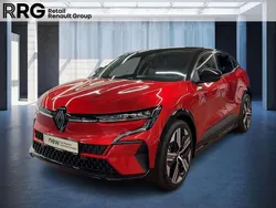 Dezirrot, dach black pearlsc Gebraucht 2024 Renault Mégane Iconic Limousine | 32.990 € (Guter Preis)