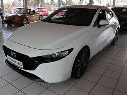 Weiß Gebraucht 2021 Mazda 3 Limousine | 20.410 € (Fairer Preis)