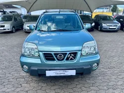 Grün Gebraucht 2002 Nissan X-Trail SUV | 5.490 € (Etwas zu teuer)
