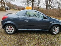 Blau Gebraucht 2007 Opel Tigra Cabrio | 1.800 € (Guter Preis)