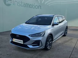 Silber Gebraucht 2024 Ford Focus ST-Line X Kombi | 23.199 € (Fairer Preis)