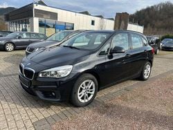 Schwarz Gebraucht 2017 BMW 218 Active Tourer Van / Kleinbus | 11.490 € (Guter Preis)