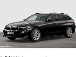 Schwarz Gebraucht 2024 BMW 320e Shadowline Kombi | 39.890 € (Teuer)