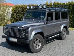 Grau Gebraucht 2011 Land Rover Defender S SUV | 49.900 € (Teuer)