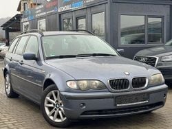 Blau Gebraucht 2005 BMW 320 Lifestyle Kombi | 1.490 € (Superpreis)