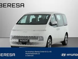 Creamy white / sol Gebraucht 2024 Hyundai Staria Trend Van | 48.790 € (Superpreis)