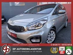 Grün Gebraucht 2017 Kia Carens Spirit Van / Kleinbus | 11.790 € (Fairer Preis)
