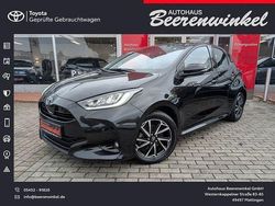 Mysticschwarz mica Gebraucht 2022 Toyota Yaris Hybrid Basis | 19.450 € (Superpreis)