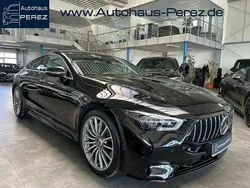 Obsidianschwarz metallic Gebraucht 2024 Mercedes AMG GT 63 AMG Coupé | 127.949 € (Guter Preis)