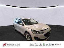 Silber Gebraucht 2022 Ford Focus Kombi | 16.730 € (Guter Preis)
