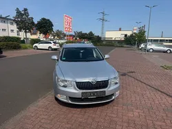 Silber Gebraucht 2013 Skoda Superb Ambition Kombi | 4.590 € (Superpreis)