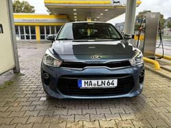 Blau Gebraucht 2017 Kia Rio DREAM-TEAM Edition Limousine | 9.750 € (Fairer Preis)