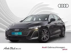 Schwarz (mythosschwarz metallic) Gebraucht 2025 Audi A5 S-Line Coupé | 61.840 € (Guter Preis)
