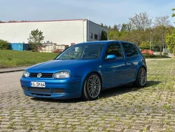Blau Gebraucht 1999 VW Golf IV Limousine | 9.500 €