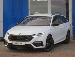 Weiß Gebraucht 2023 Skoda Octavia RS Kombi | 32.990 € (Guter Preis)