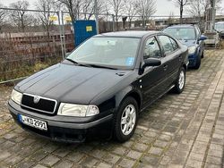 Schwarz Gebraucht 2003 Skoda Octavia Limousine | 1.000 € (Superpreis)