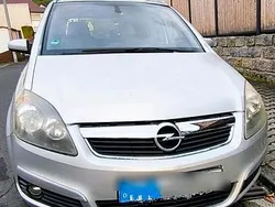 Silber Gebraucht 2006 Opel Zafira Van / Kleinbus | 2.500 € (Fairer Preis)