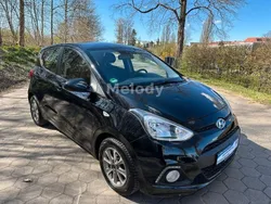 Schwarz Gebraucht 2015 Hyundai i10 YES! Gold Kleinwagen | 7.499 € (Fairer Preis)