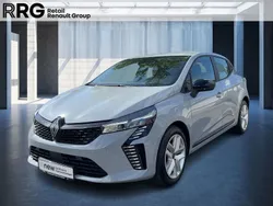 Grau Gebraucht 2024 Renault Clio V Evolution Limousine | 16.190 € (Guter Preis)