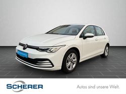Weiß Gebraucht 2022 VW Golf Life Limousine | 18.990 € (Guter Preis)