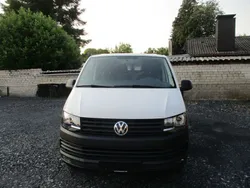 Weiß Gebraucht 2016 VW T6 Van | 6.999 € (Guter Preis)