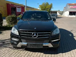 Schwarz Gebraucht 2012 Mercedes ML350 SUV | 16.450 €