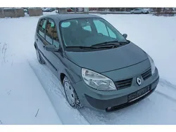 Grau metallic Gebraucht 2004 Renault Scénic II Authentique Van / Kleinbus | 2.690 €