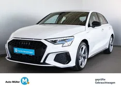 Weiß Gebraucht 2022 Audi A3 Sportback Ambiente Limousine | 27.770 € (Fairer Preis)