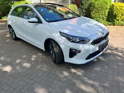 Weiß Gebraucht 2019 Kia Ceed Vision Limousine | 15.900 € (Guter Preis)