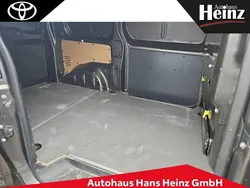 Basaltgrau metallic Gebraucht 2021 Toyota Proace Comfort Van | 21.990 € (Teuer)