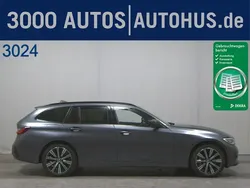 Grau Gebraucht 2021 BMW 330 Sport Line Kombi | 21.350 € (Fairer Preis)