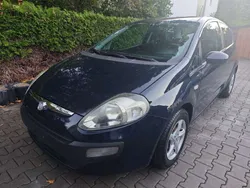 Colore esterno Gebraucht 2011 Fiat Punto Kleinwagen | 3.000 € (Fairer Preis)