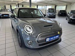 Farbe: grau metallic Gebraucht 2021 Mini Cooper SE Kleinwagen | 17.980 € (Fairer Preis)