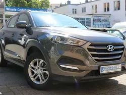 Grau Gebraucht 2017 Hyundai Tucson SUV | 13.990 € (Fairer Preis)