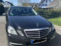 Schwarz Gebraucht 2012 Mercedes E220 Limousine | 14.350 € (Fairer Preis)