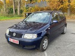 Blau Gebraucht 2001 VW Polo S Kleinwagen | 800 € (Fairer Preis)