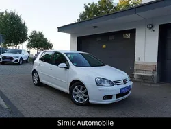 Weiß Gebraucht 2008 VW Golf VI United Limousine | 2.550 € (Guter Preis)