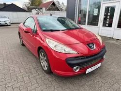 Rot Gebraucht 2008 Peugeot 207 CC Sport Cabrio | 2.290 € (Guter Preis)