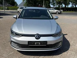 Silber Gebraucht 2021 VW Golf VIII Kombi | 14.900 € (Guter Preis)