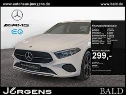 Polarweiss Gebraucht 2023 Mercedes A250 Progressive Limousine | 31.790 € (Teuer)