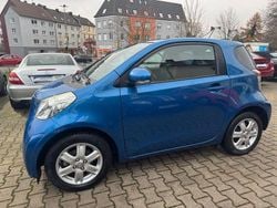 Blau Gebraucht 2012 Toyota iQ Kleinwagen | 6.999 € (Fairer Preis)